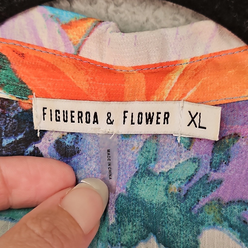 Figueroa Flower Women XL Shirt Floral Roll Tab Sleeve Boho Abstract Artsy Resort - Picture 6 of 13